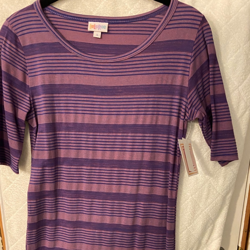 ⭐️4 for $20⭐️ LulaRoe Julia striped purple